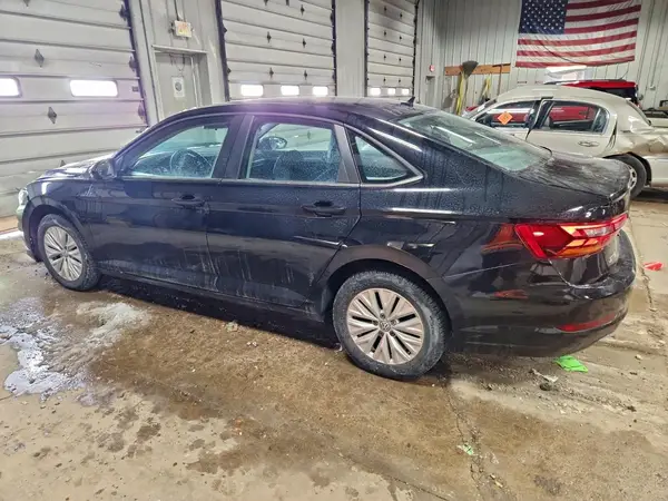 3VWC57BU0KM239763 2019 VOLKSWAGEN JETTA - Image 2