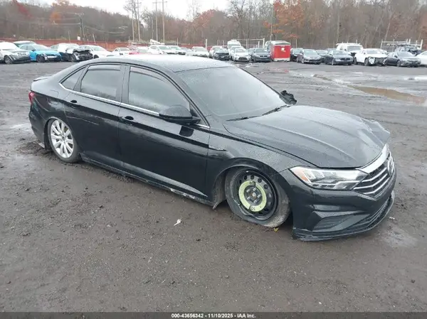 3VWC57BU0KM246471 2019 VOLKSWAGEN JETTA - Image 1