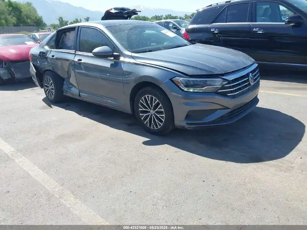 3VWC57BU0KM257292 2019 VOLKSWAGEN JETTA - Image 1