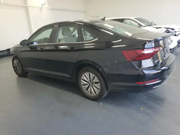 3VWC57BU0LM084746 2020 VOLKSWAGEN JETTA - Image 2