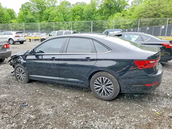 3VWC57BU0MM011930 2021 VOLKSWAGEN JETTA - Image 2