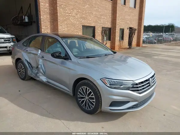 3VWC57BU0MM031885 2021 VOLKSWAGEN JETTA - Image 1