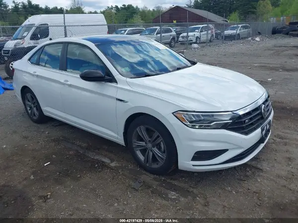 3VWC57BU0MM032924 2021 VOLKSWAGEN JETTA - Image 1