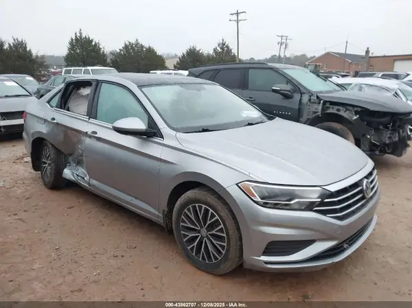 3VWC57BU0MM059606 2021 VOLKSWAGEN JETTA - Image 1