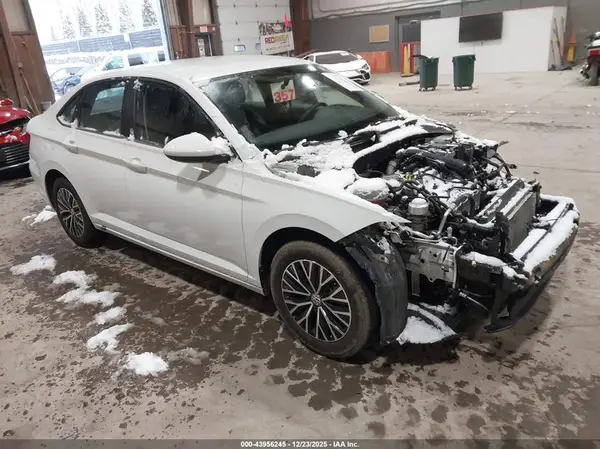 3VWC57BU0MM072517 2021 VOLKSWAGEN JETTA - Image 1