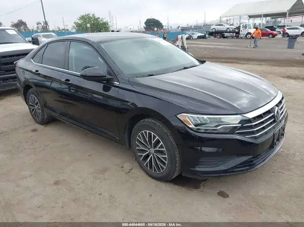 3VWC57BU0MM082710 2021 VOLKSWAGEN JETTA - Image 1