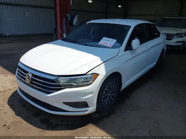 3VWC57BU0MM086014 2021 VOLKSWAGEN JETTA - Image 2