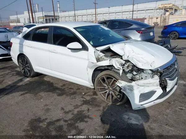 3VWC57BU1KM018401 2019 VOLKSWAGEN JETTA - Image 1