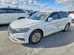 3VWC57BU1KM031844 2019 VOLKSWAGEN JETTA