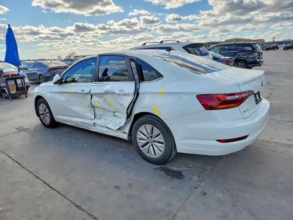 3VWC57BU1KM031844 2019 VOLKSWAGEN JETTA - Image 2