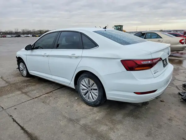 3VWC57BU1KM053701 2019 VOLKSWAGEN JETTA - Image 2