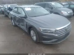 3VWC57BU1KM054833 2019 VOLKSWAGEN JETTA