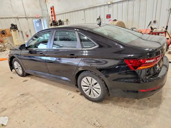 3VWC57BU1KM058400 2019 VOLKSWAGEN JETTA - Image 2
