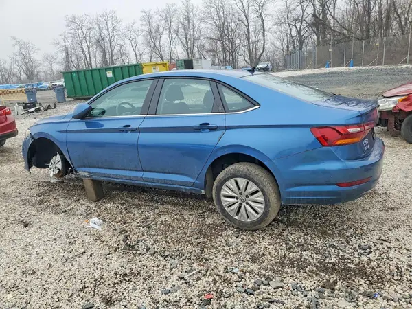 3VWC57BU1KM064195 2019 VOLKSWAGEN JETTA - Image 2