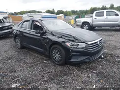 3VWC57BU1KM068313 2019 VOLKSWAGEN JETTA