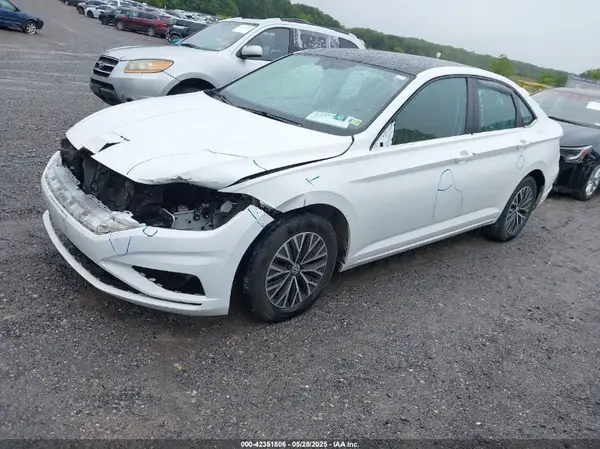 3VWC57BU1KM084270 2019 VOLKSWAGEN JETTA - Image 2