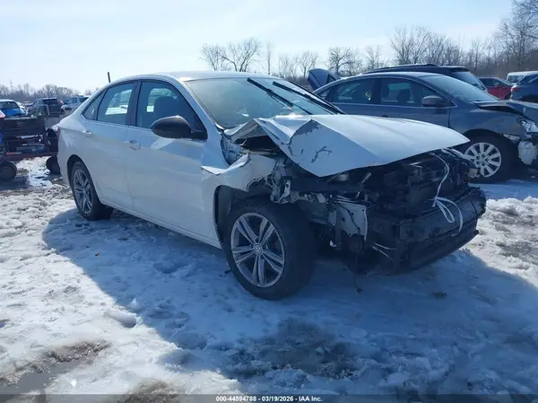 3VWC57BU1KM084480 2019 VOLKSWAGEN JETTA - Image 1