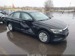 3VWC57BU1KM092868 2019 VOLKSWAGEN JETTA