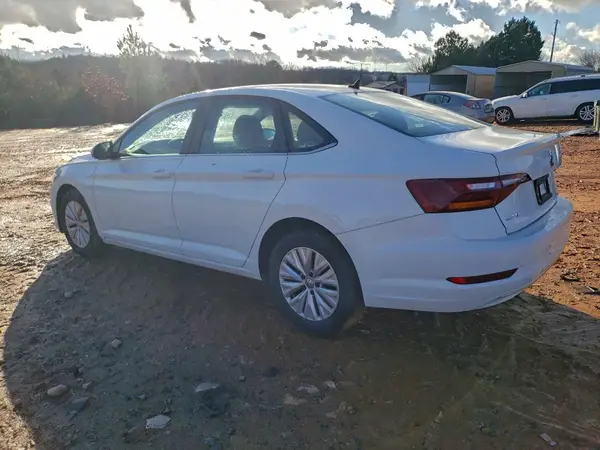 3VWC57BU1KM092983 2019 VOLKSWAGEN JETTA - Image 2