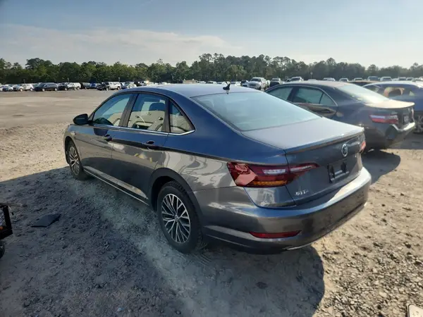 3VWC57BU1KM124119 2019 VOLKSWAGEN JETTA - Image 2