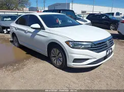 3VWC57BU1KM126095 2019 VOLKSWAGEN JETTA
