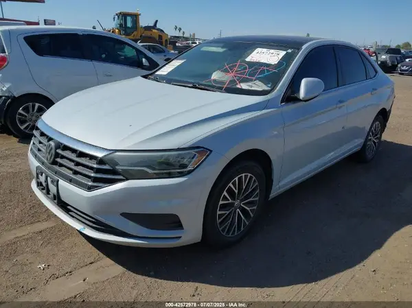 3VWC57BU1KM132219 2019 VOLKSWAGEN JETTA - Image 2
