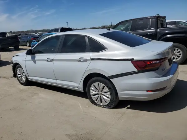 3VWC57BU1KM142037 2019 VOLKSWAGEN JETTA - Image 2