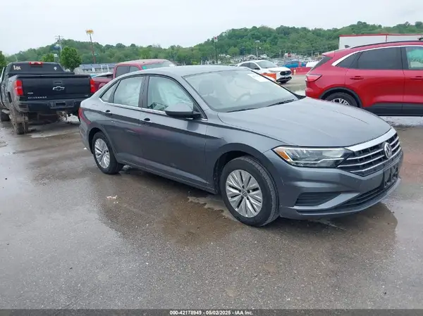 3VWC57BU1KM143902 2019 VOLKSWAGEN JETTA - Image 1
