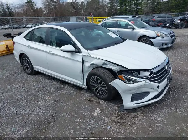 3VWC57BU1KM152258 2019 VOLKSWAGEN JETTA - Image 1