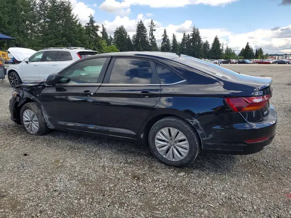3VWC57BU1KM156133 2019 VOLKSWAGEN JETTA - Image 2