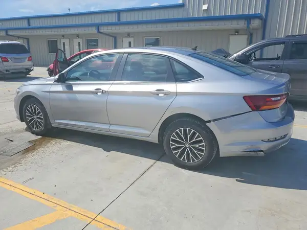 3VWC57BU1KM169738 2019 VOLKSWAGEN JETTA - Image 2