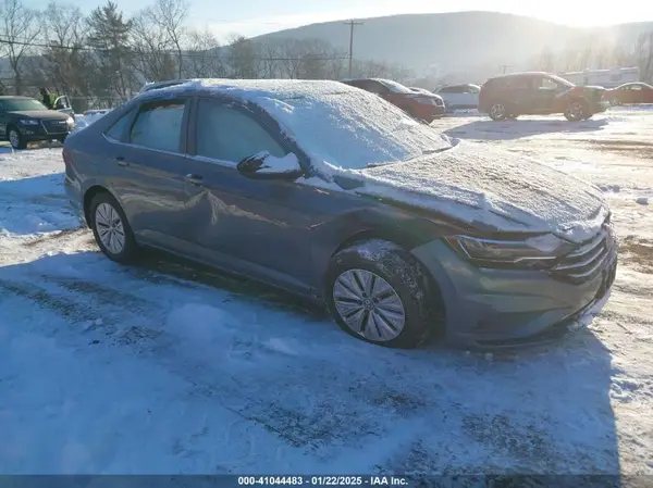 3VWC57BU1KM179105 2019 VOLKSWAGEN JETTA - Image 1