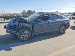 3VWC57BU1KM182733 2019 VOLKSWAGEN JETTA