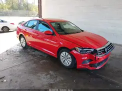 3VWC57BU1KM184532 2019 VOLKSWAGEN JETTA