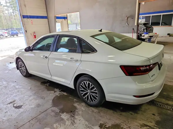 3VWC57BU1KM194672 2019 VOLKSWAGEN JETTA - Image 2