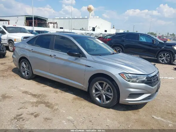 3VWC57BU1KM220221 2019 VOLKSWAGEN JETTA - Image 1