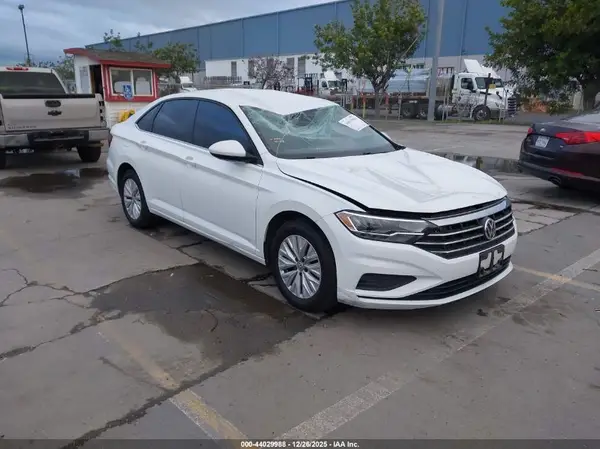 3VWC57BU1KM220350 2019 VOLKSWAGEN JETTA - Image 1