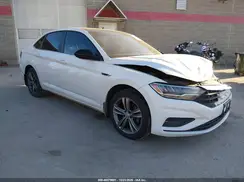 3VWC57BU1KM225564 2019 VOLKSWAGEN JETTA