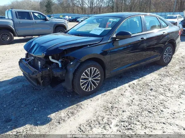 3VWC57BU1KM242297 2019 VOLKSWAGEN JETTA - Image 2