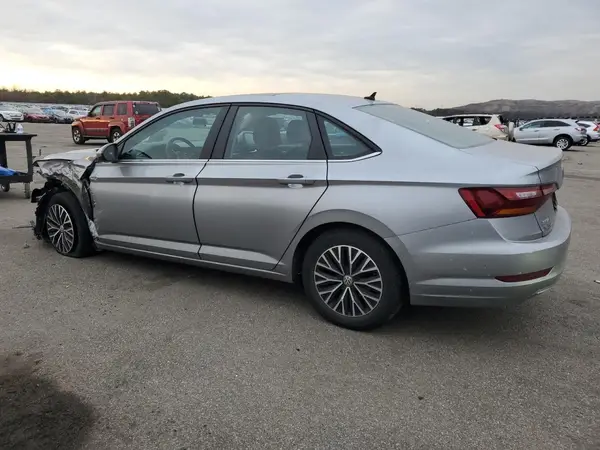 3VWC57BU1KM261321 2019 VOLKSWAGEN JETTA - Image 2