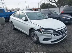 3VWC57BU1KM264302 2019 VOLKSWAGEN JETTA