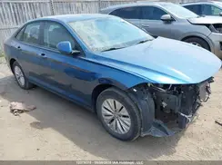 3VWC57BU1KM265580 2019 VOLKSWAGEN JETTA