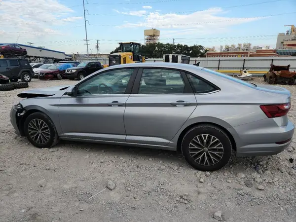3VWC57BU1MM000953 2021 VOLKSWAGEN JETTA - Image 2