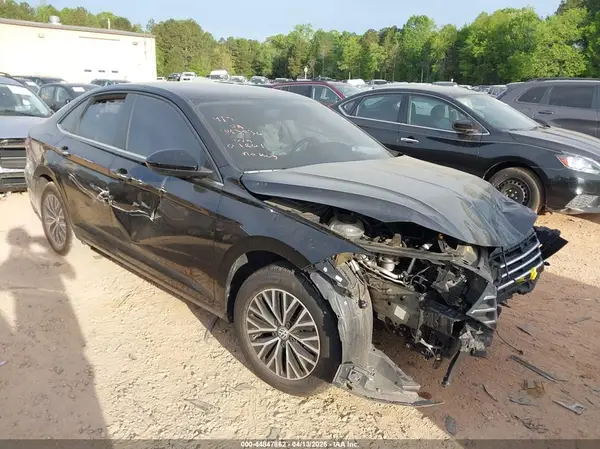 3VWC57BU1MM041261 2021 VOLKSWAGEN JETTA - Image 1