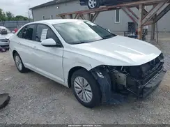 3VWC57BU2KM017418 2019 VOLKSWAGEN JETTA