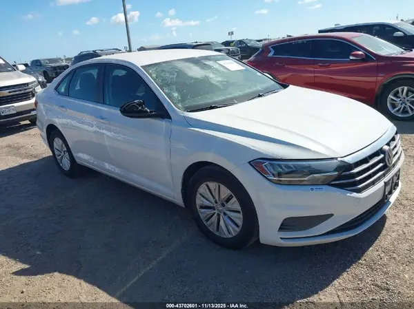 3VWC57BU2KM040052 2019 VOLKSWAGEN JETTA - Image 1