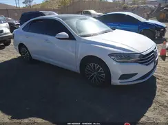 3VWC57BU2KM052945 2019 VOLKSWAGEN JETTA
