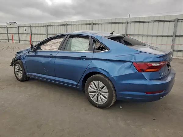 3VWC57BU2KM064125 2019 VOLKSWAGEN JETTA - Image 2