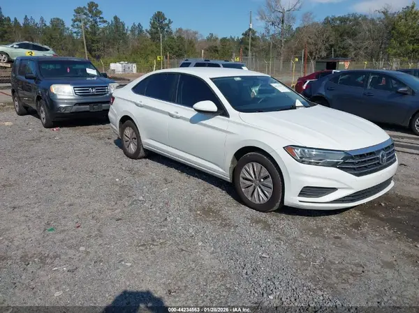 3VWC57BU2KM082172 2019 VOLKSWAGEN JETTA - Image 1