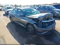 3VWC57BU2KM106339 2019 VOLKSWAGEN JETTA